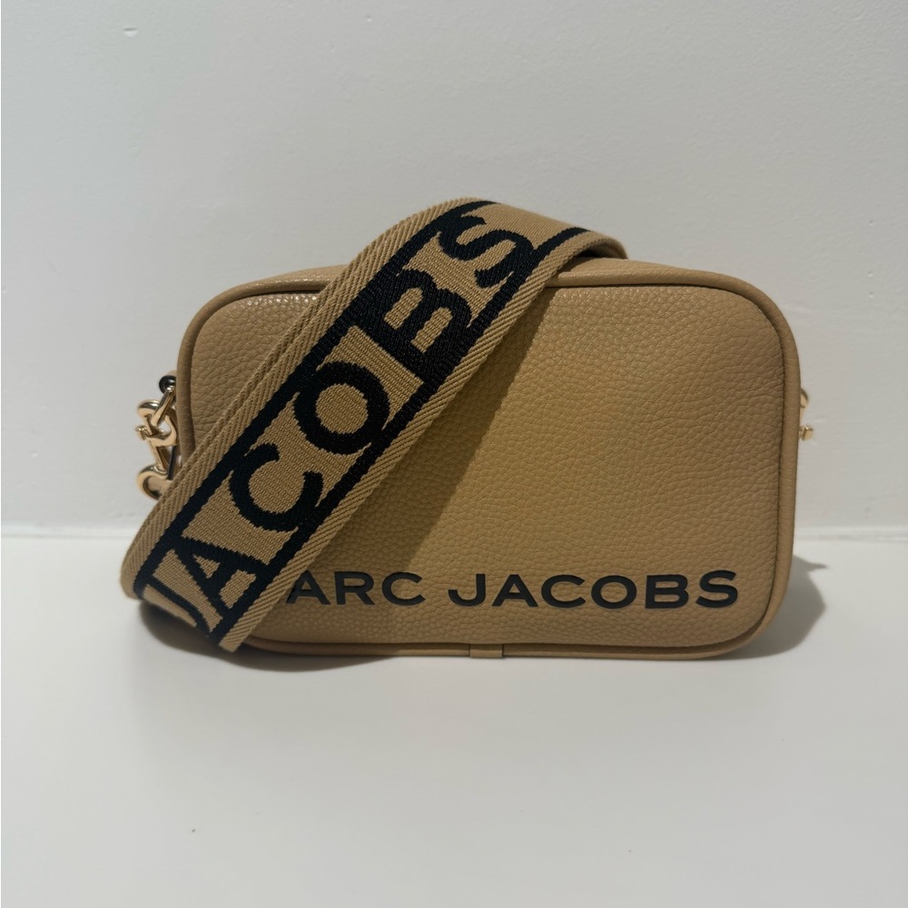 NWT Marc Jacobs camera bag iced coffee